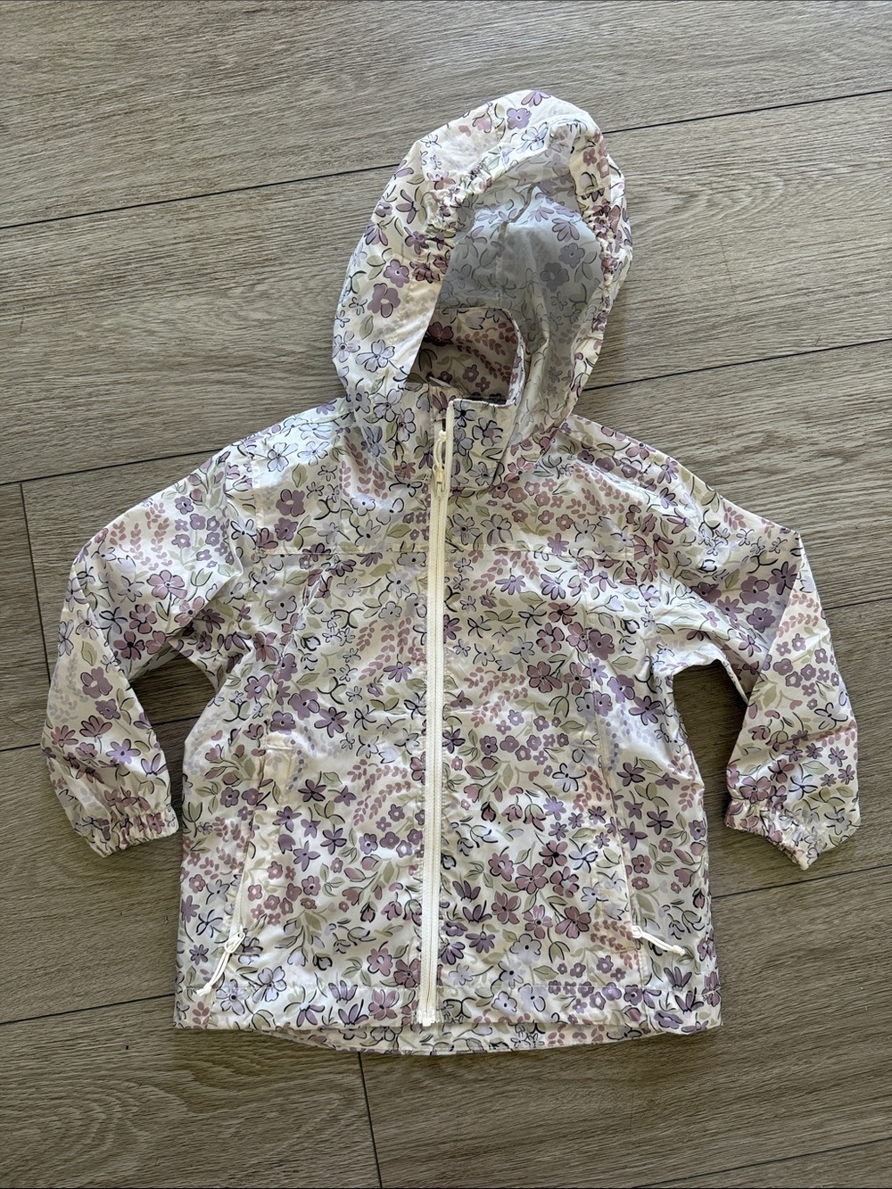 Jamie Kay Girls Floral Hooded rain Jacket in Lavender and Cream size 1 year